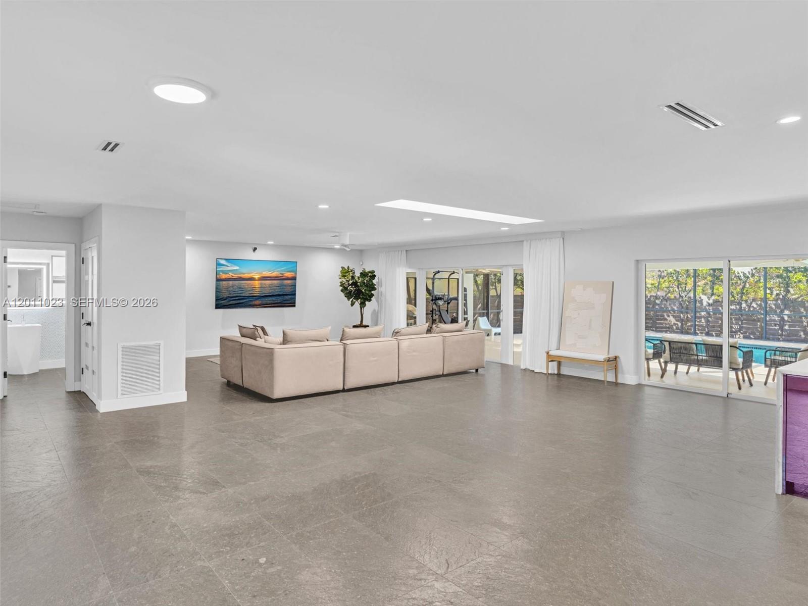 840 S Southlake Dr #0, Hollywood FL 33019
