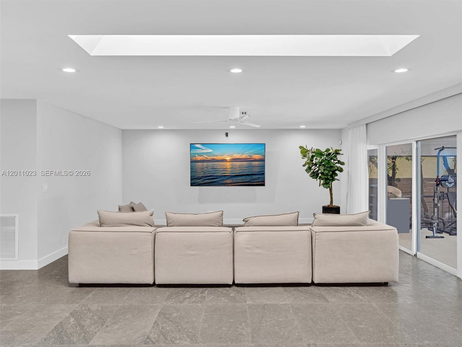 840 S Southlake Dr #0, Hollywood FL 33019