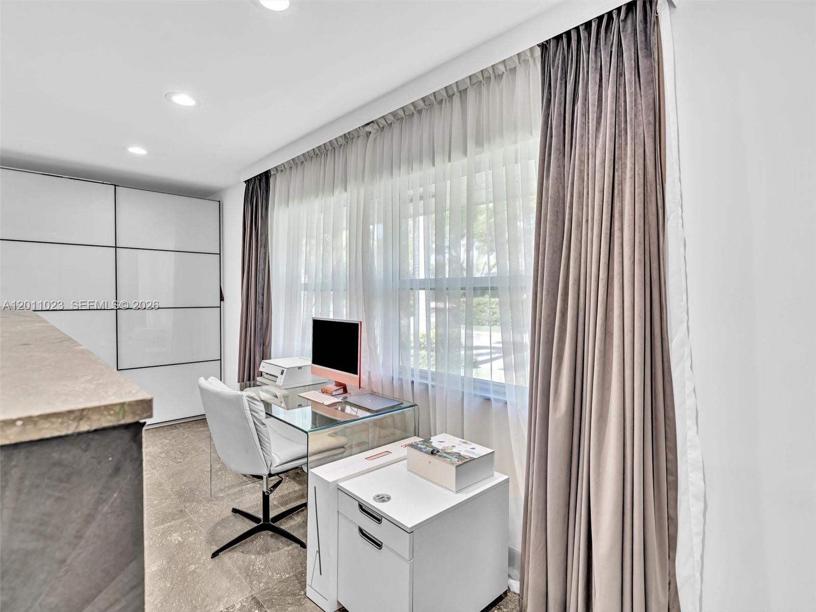 840 S Southlake Dr #0, Hollywood FL 33019