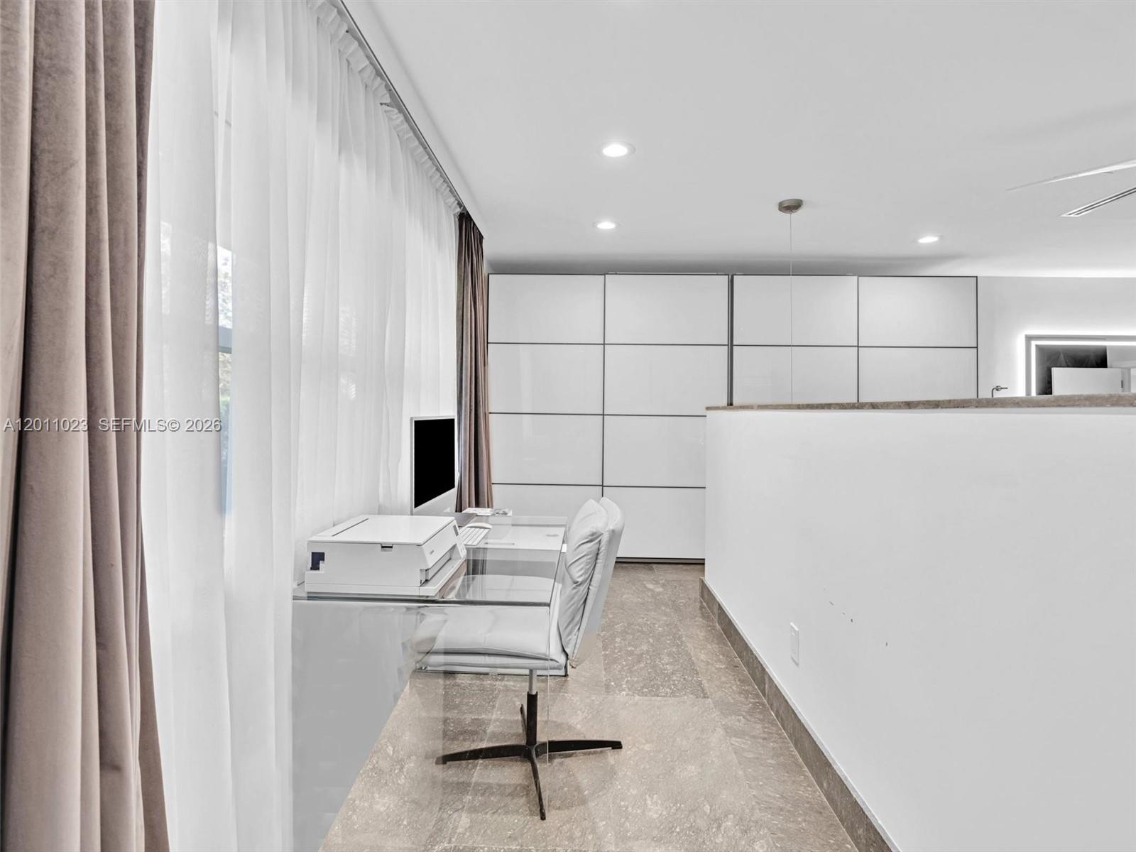 840 S Southlake Dr #0, Hollywood FL 33019