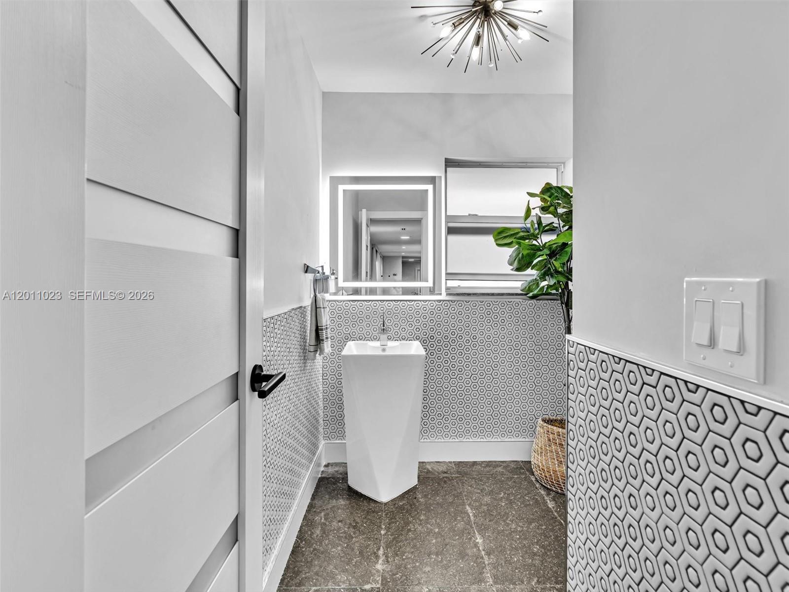 840 S Southlake Dr #0, Hollywood FL 33019