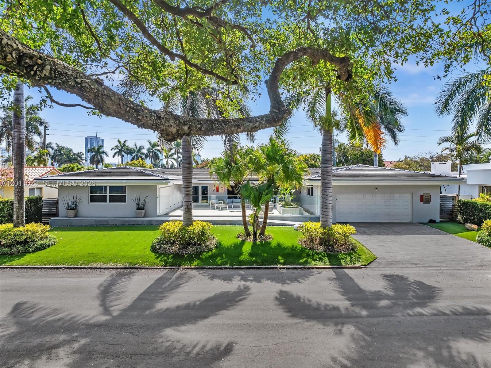 840 S Southlake Dr #0, Hollywood FL 33019