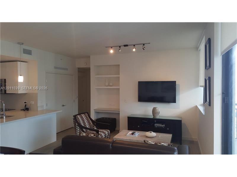 999 SW 1st Ave #2514, Miami FL 33130