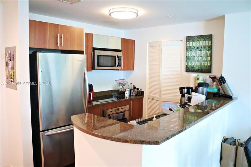 300 S Biscayne Blvd #T-3004, Miami FL 33131