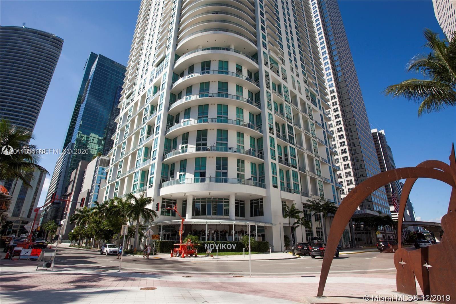 300 S Biscayne Blvd #T-3004, Miami FL 33131