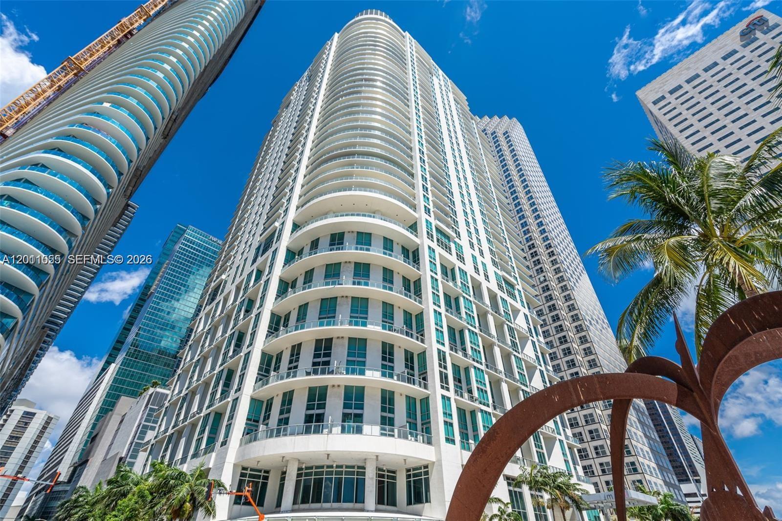 300 S Biscayne Blvd #T-3004, Miami FL 33131