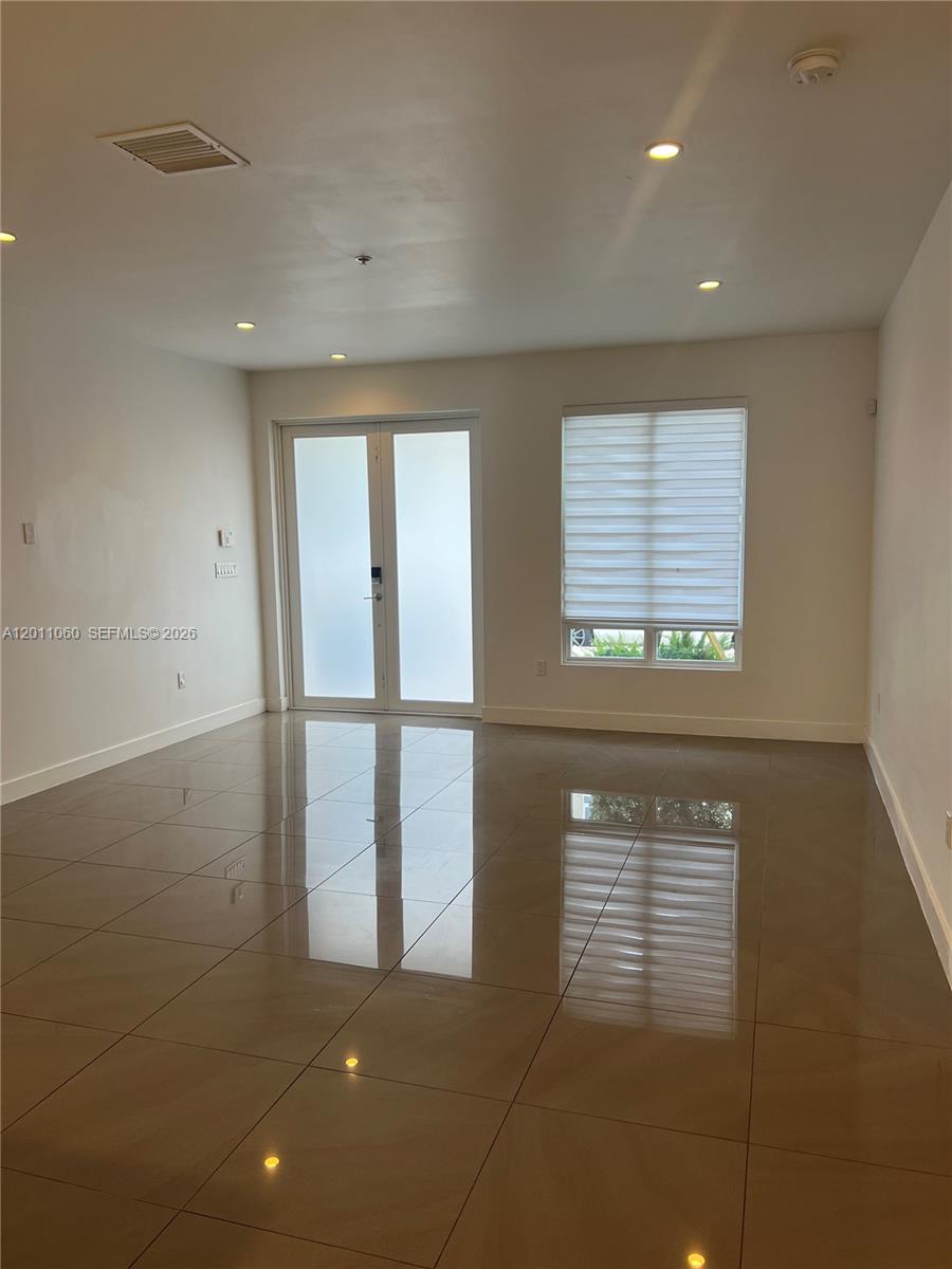 10245 NW 63rd Ter #103, Doral FL 33178