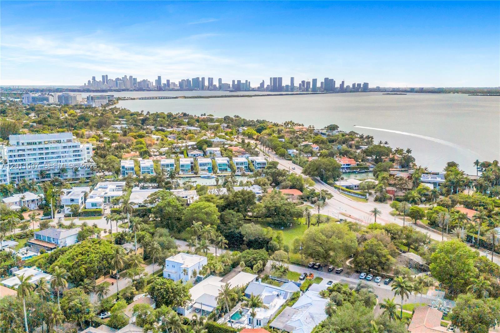 Miami Beach FL 33140 - A12011097