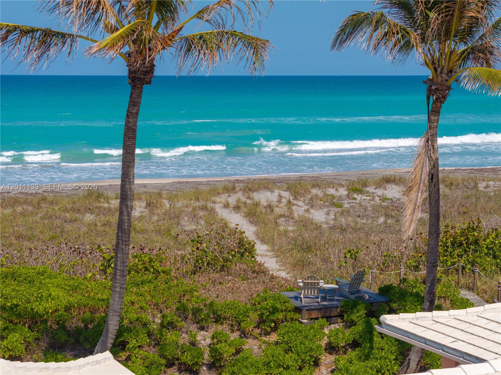 55 N Beach Rd, Jupiter Island FL 33455