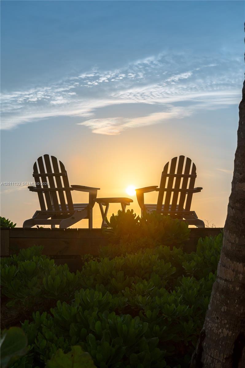 55 N Beach Rd, Jupiter Island FL 33455