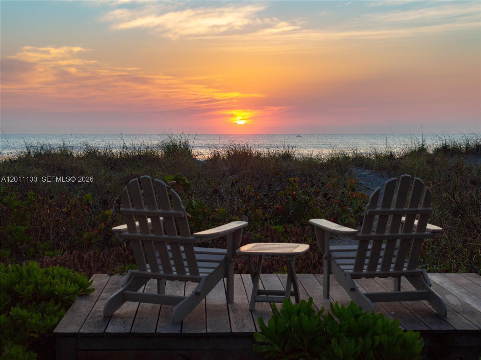 55 N Beach Rd, Jupiter Island FL 33455