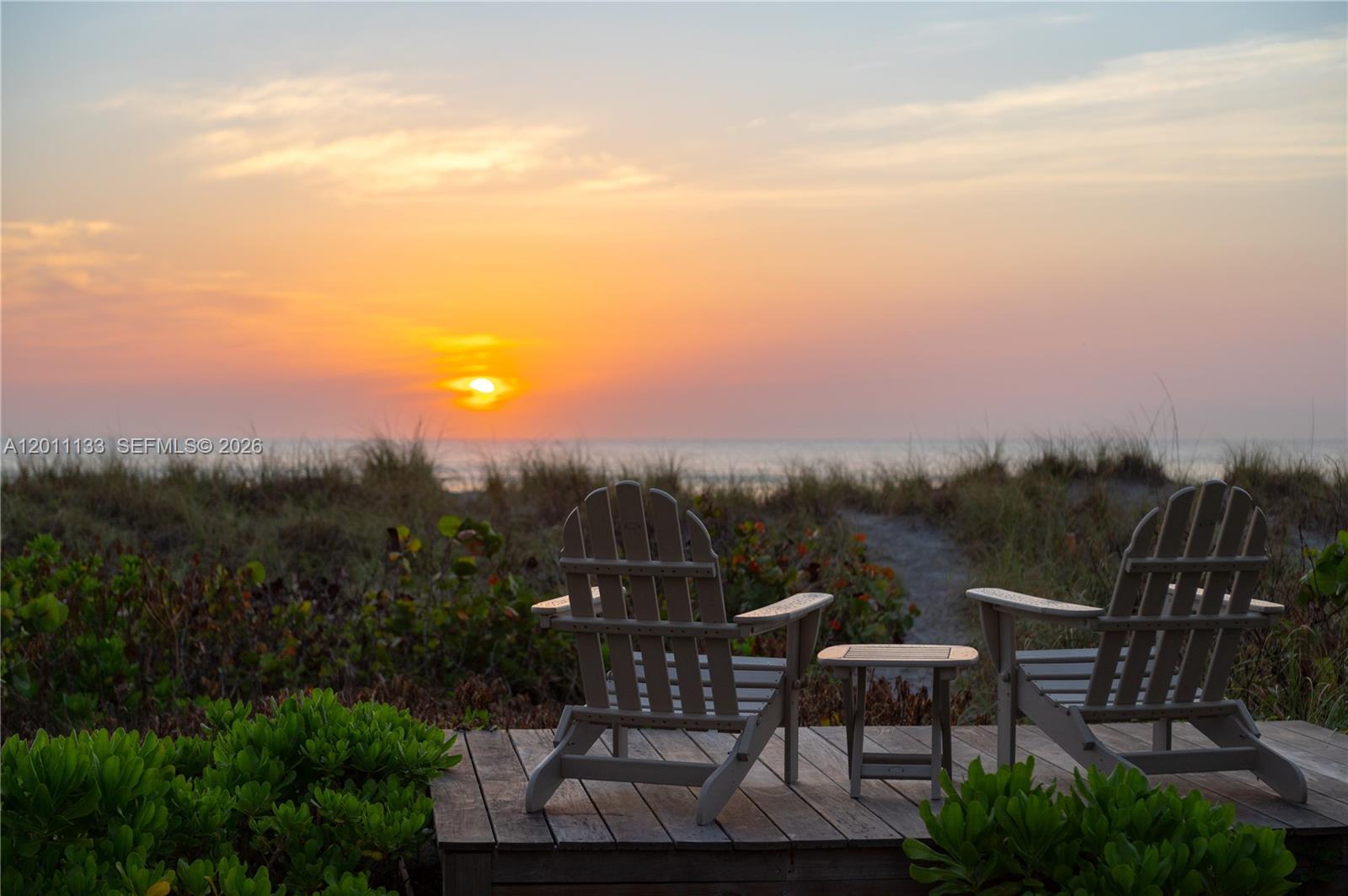 55 N Beach Rd, Jupiter Island FL 33455