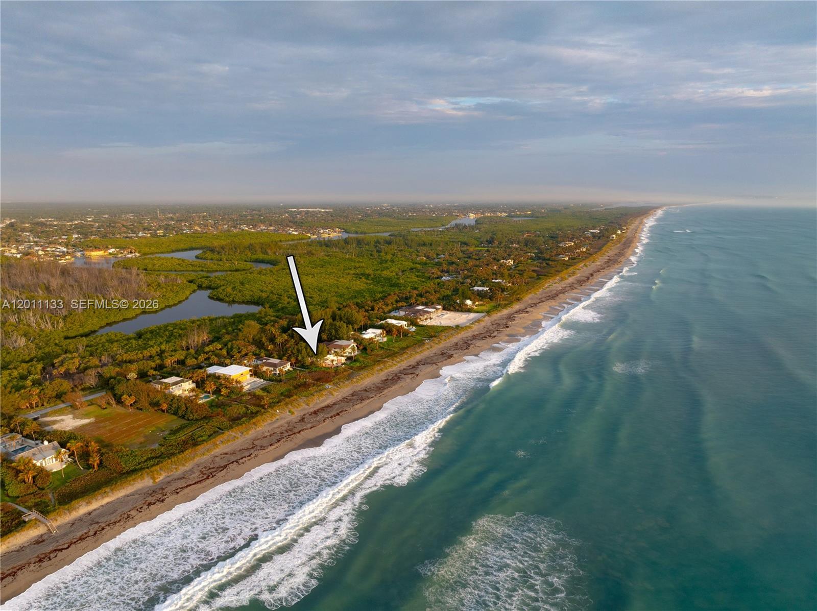 55 N Beach Rd, Jupiter Island FL 33455