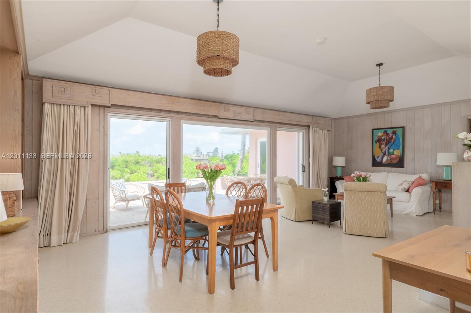 55 N Beach Rd, Jupiter Island FL 33455