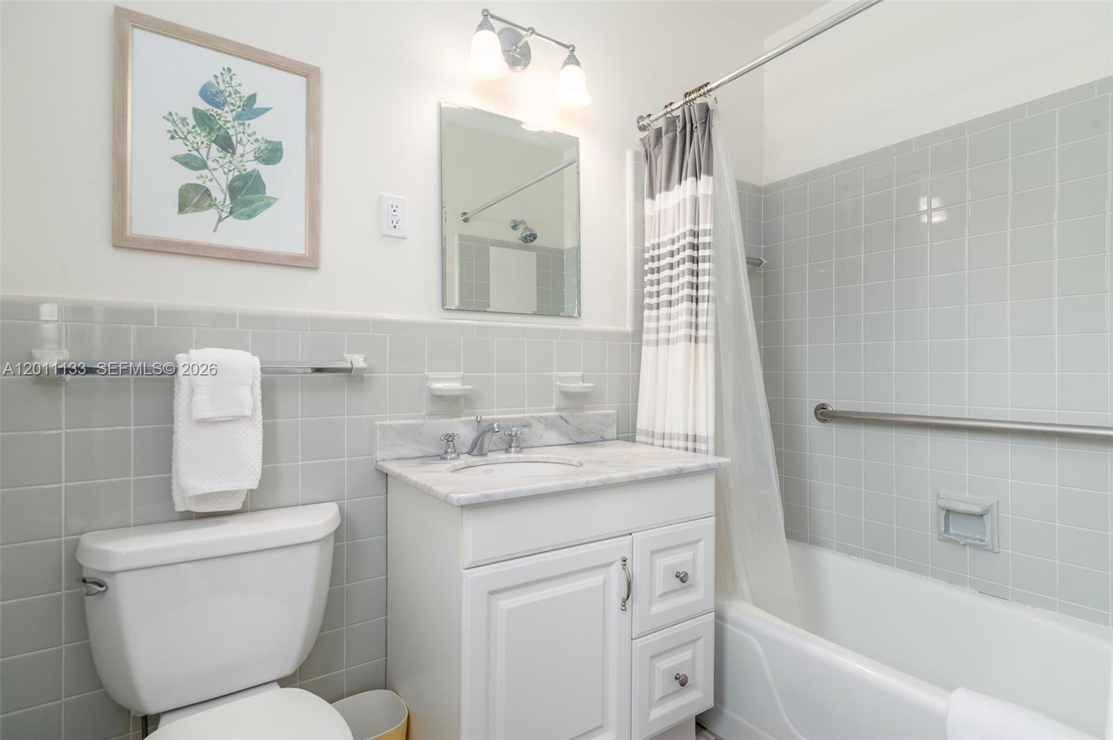55 N Beach Rd, Jupiter Island FL 33455