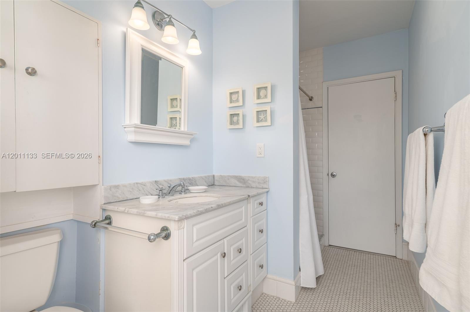 55 N Beach Rd, Jupiter Island FL 33455