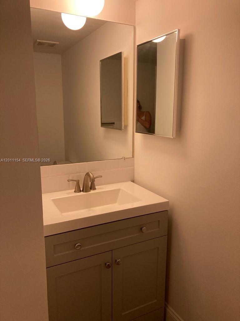 780 NE 69th St #506, Miami FL 33138