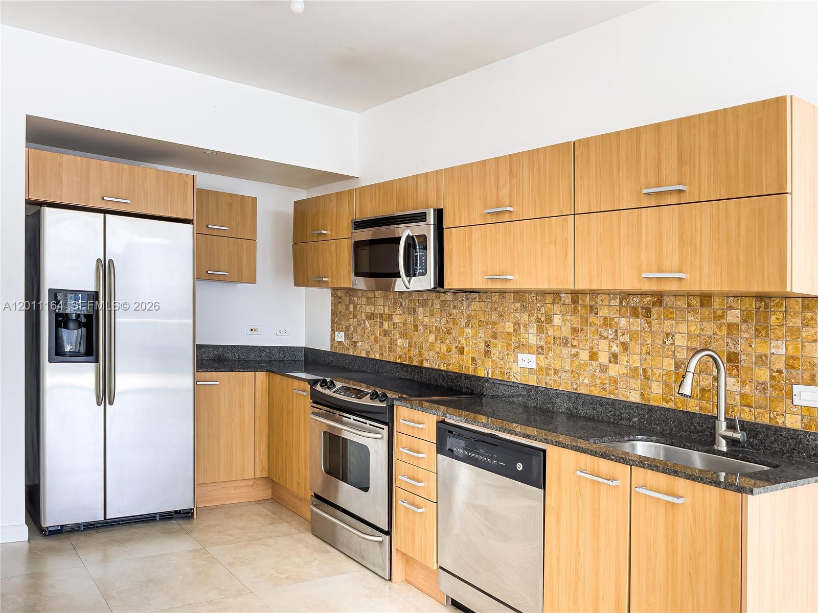 350 S Miami Ave #3208, Miami FL 33130