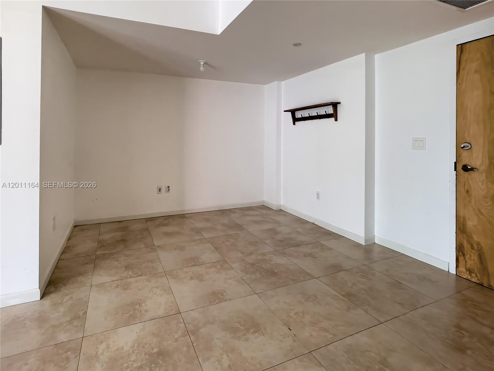 350 S Miami Ave #3208, Miami FL 33130