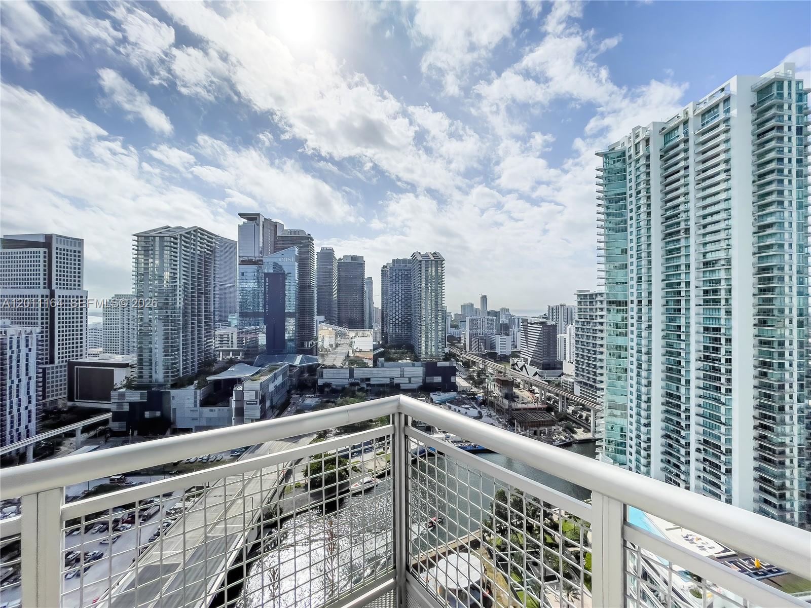 350 S Miami Ave #3208, Miami FL 33130