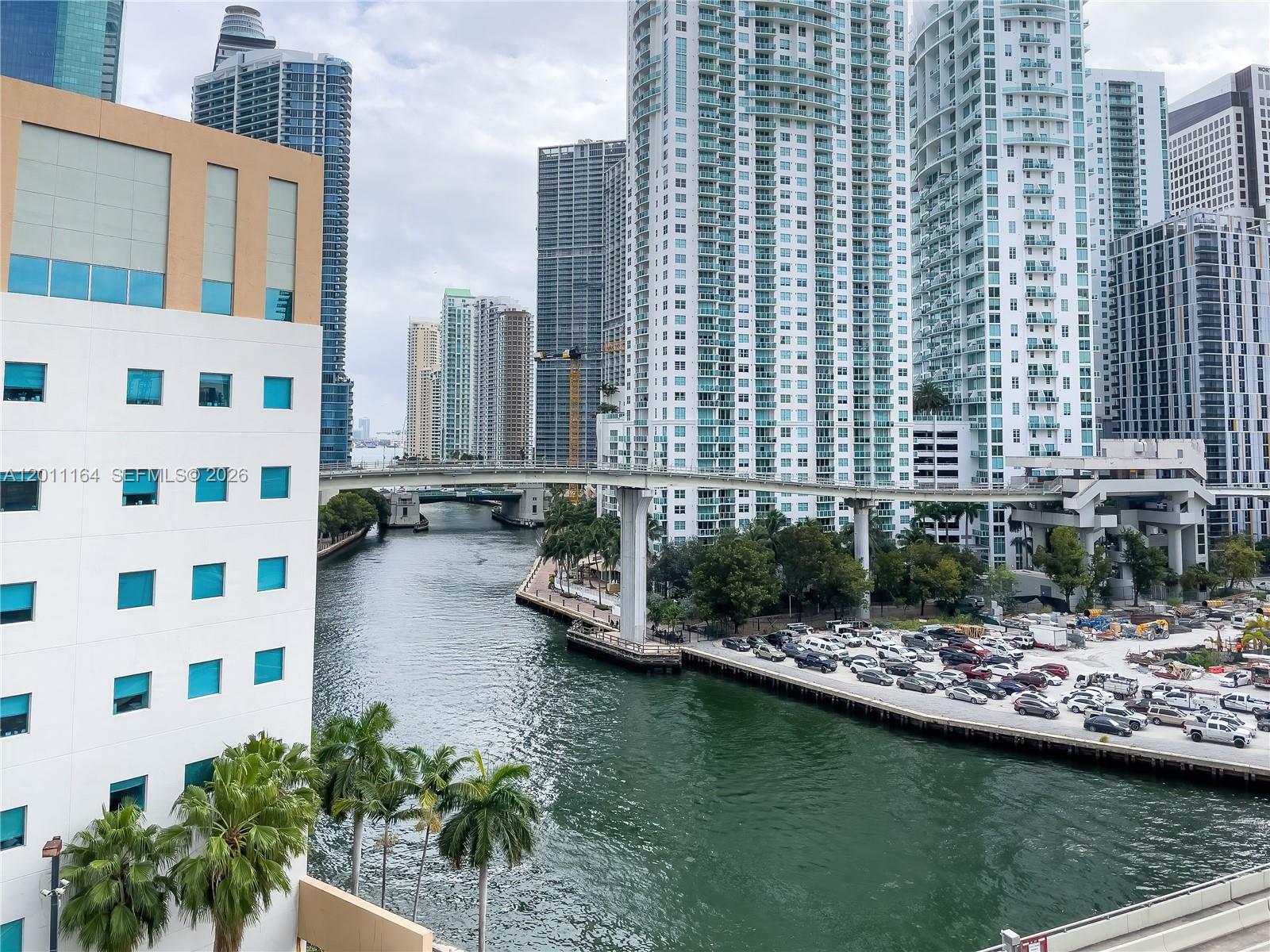 350 S Miami Ave #3208, Miami FL 33130