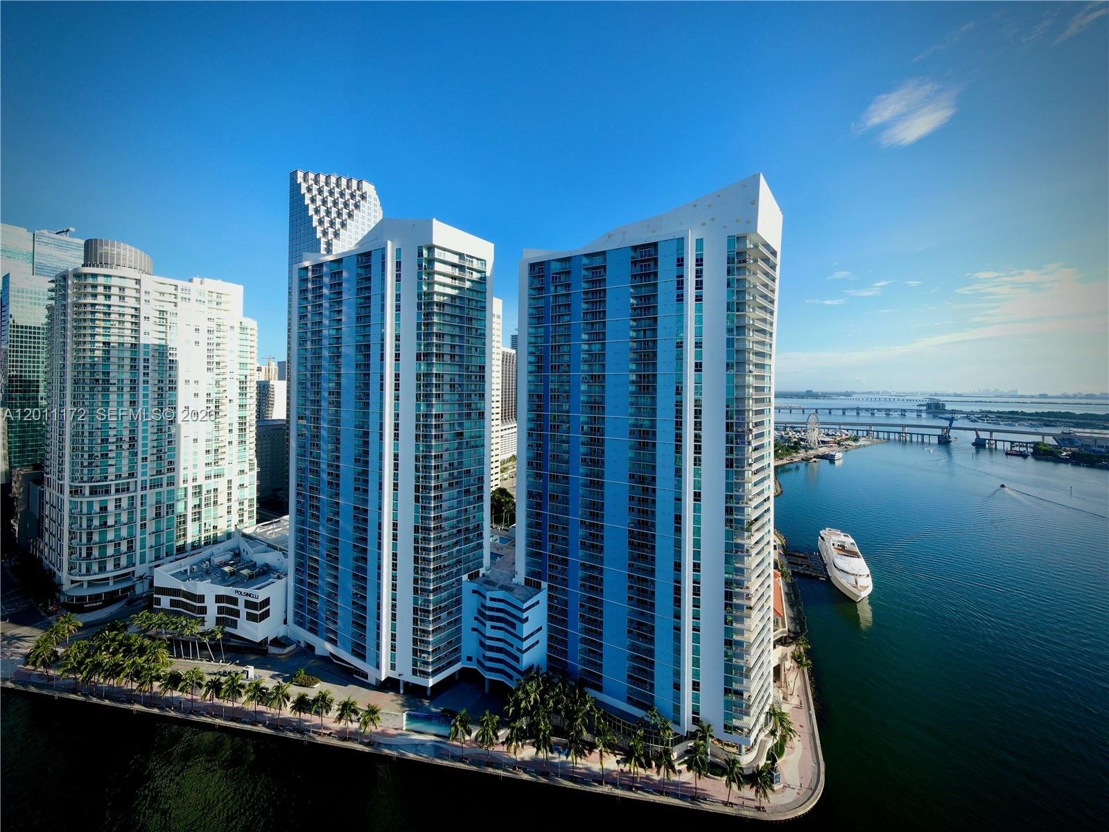 325 S Biscayne Blvd #3120, Miami FL 33131