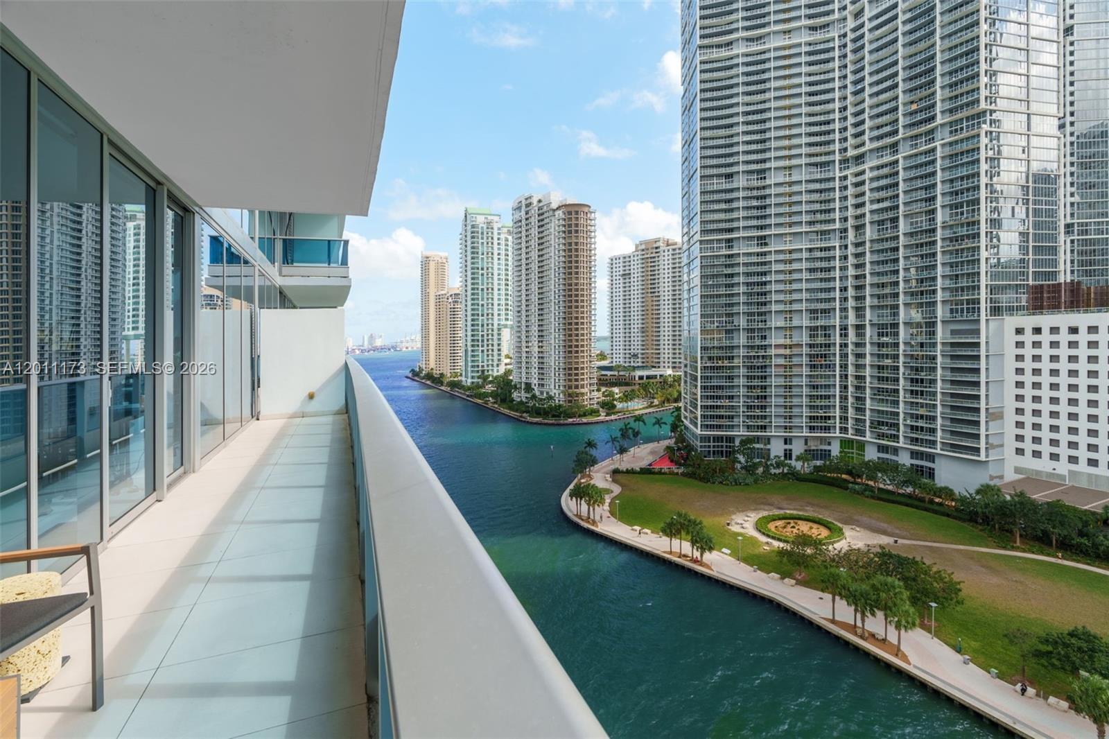 200 Biscayne Boulevard Way #1404, Miami FL 33131