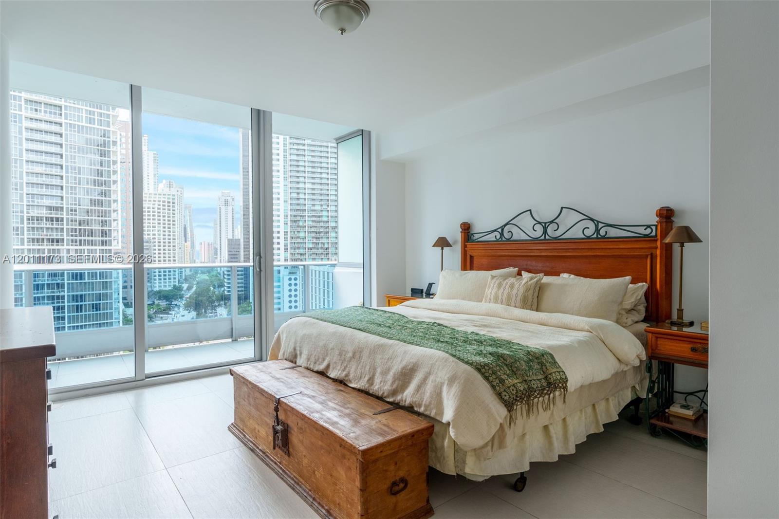 200 Biscayne Boulevard Way #1404, Miami FL 33131
