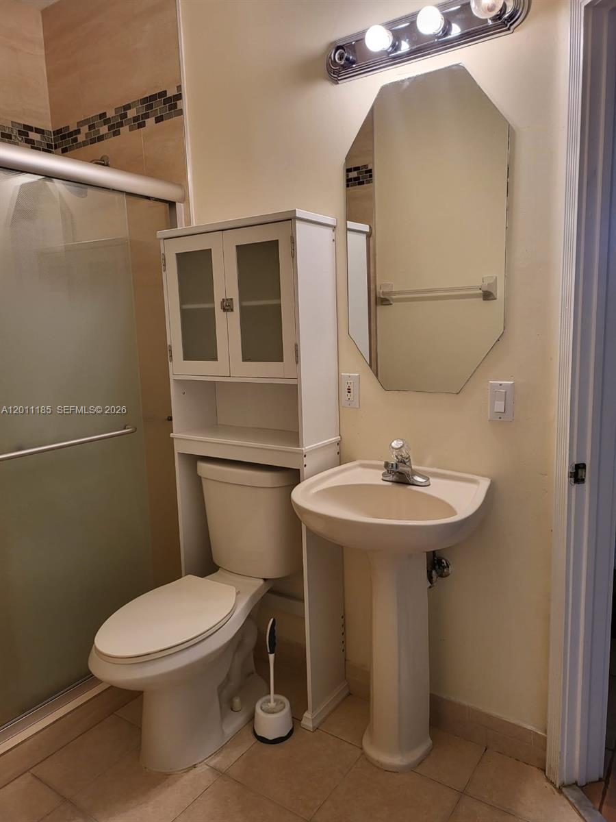 5470 NW 107th Ave #807, Doral FL 33178