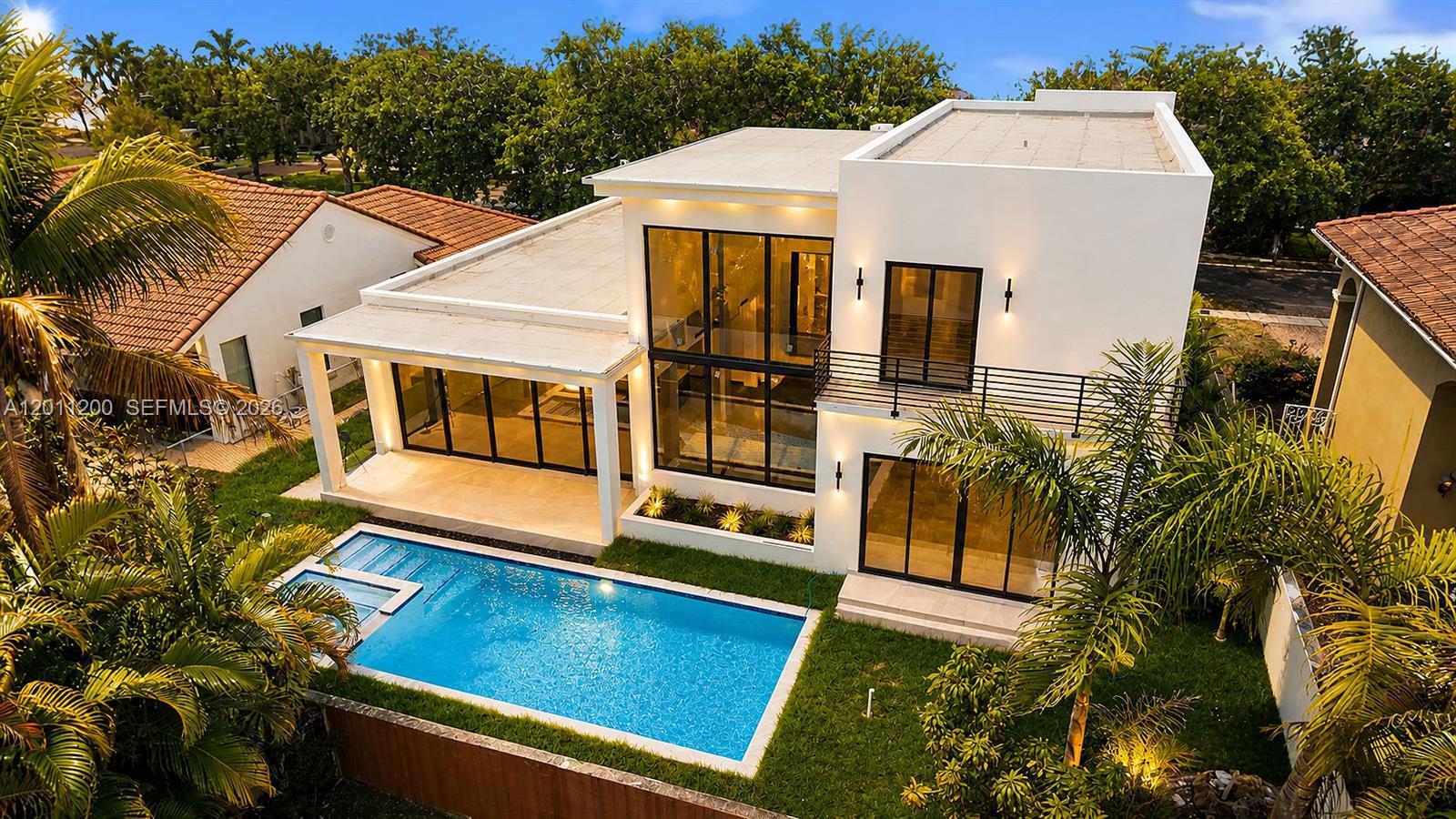 16022 NW 83rd Ct, Miami Lakes FL 33016