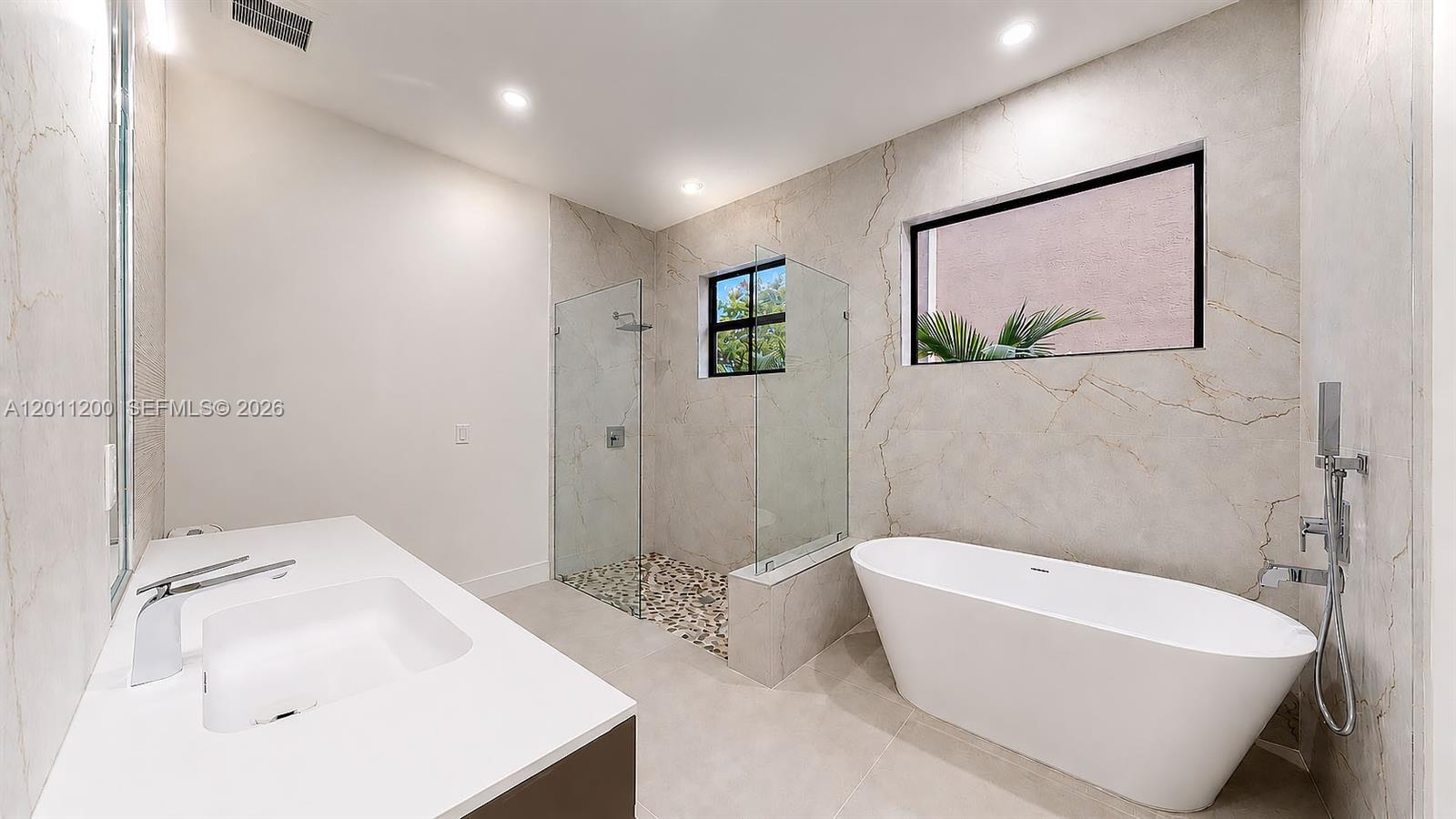 16022 NW 83rd Ct, Miami Lakes FL 33016