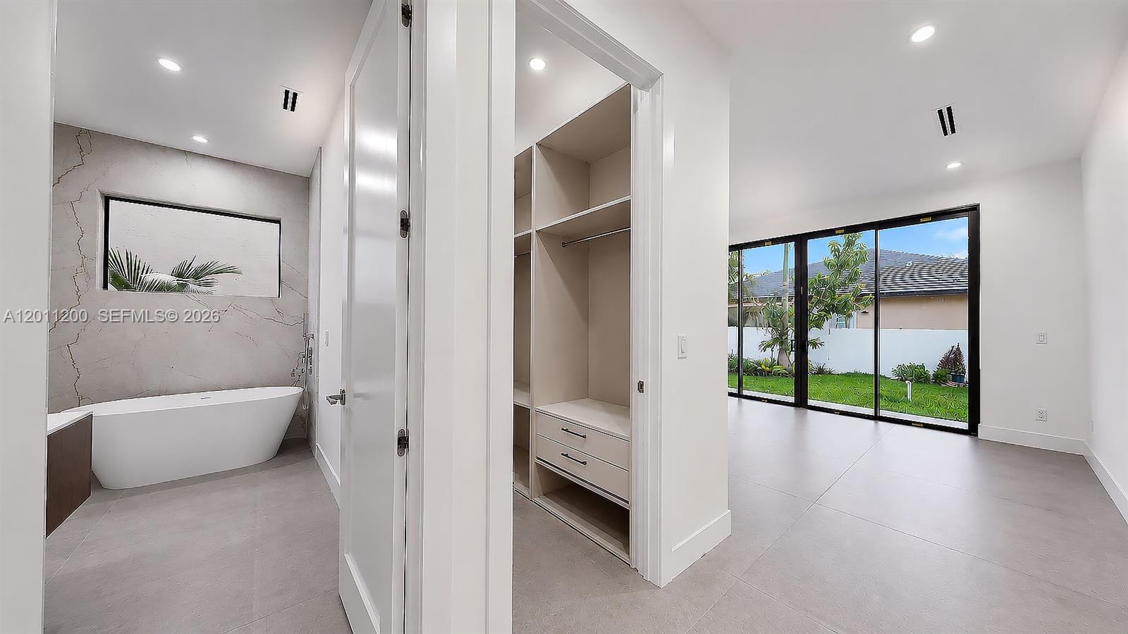 16022 NW 83rd Ct, Miami Lakes FL 33016