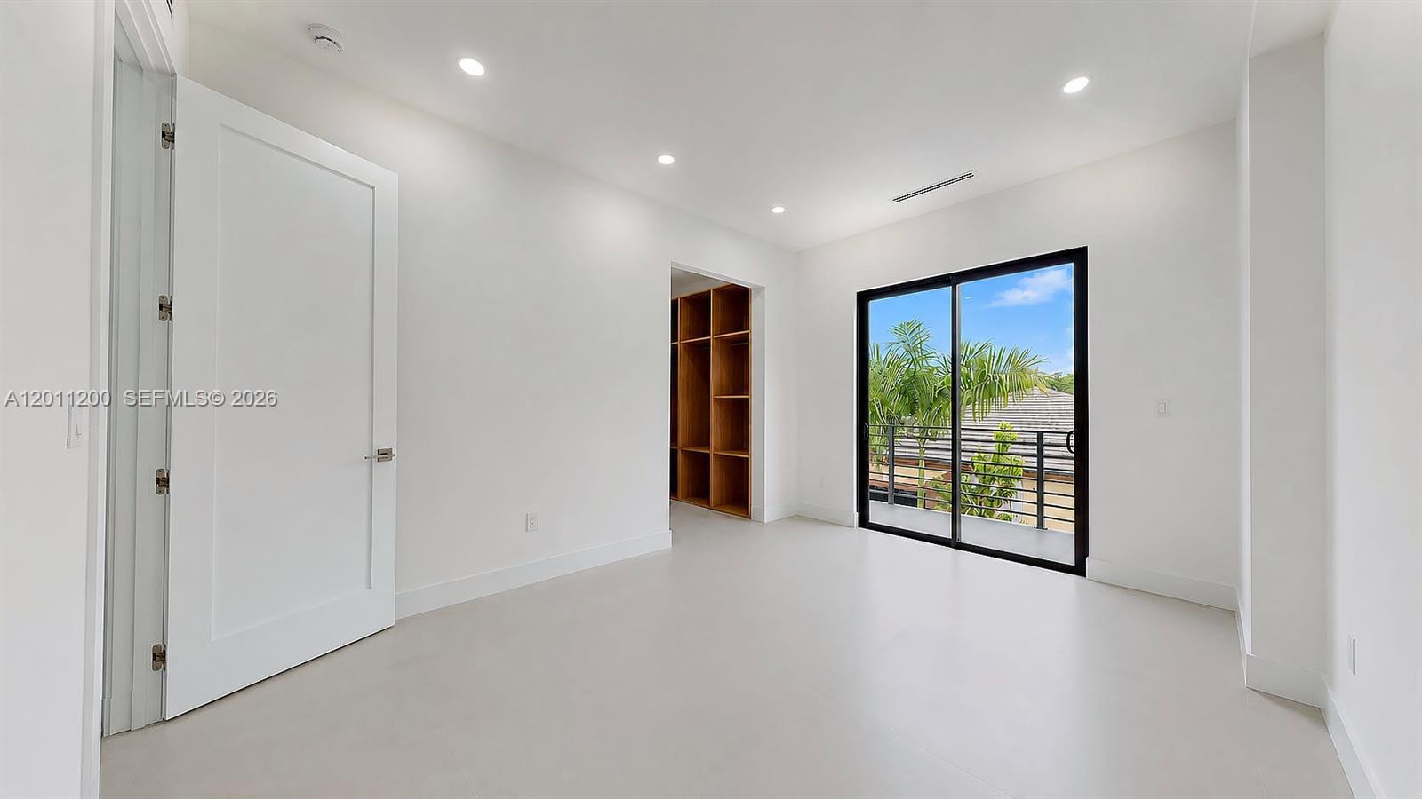 16022 NW 83rd Ct, Miami Lakes FL 33016