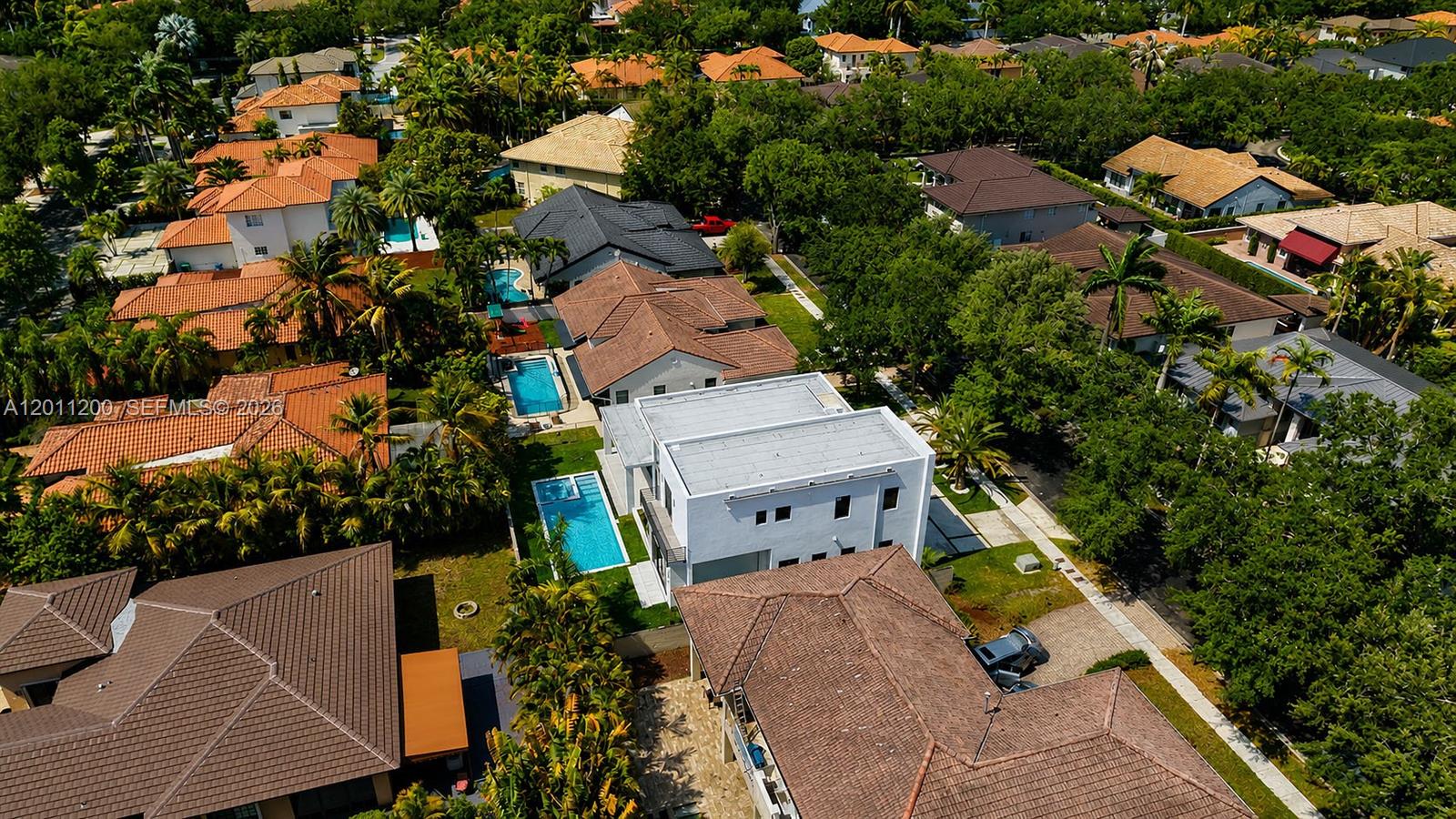16022 NW 83rd Ct, Miami Lakes FL 33016