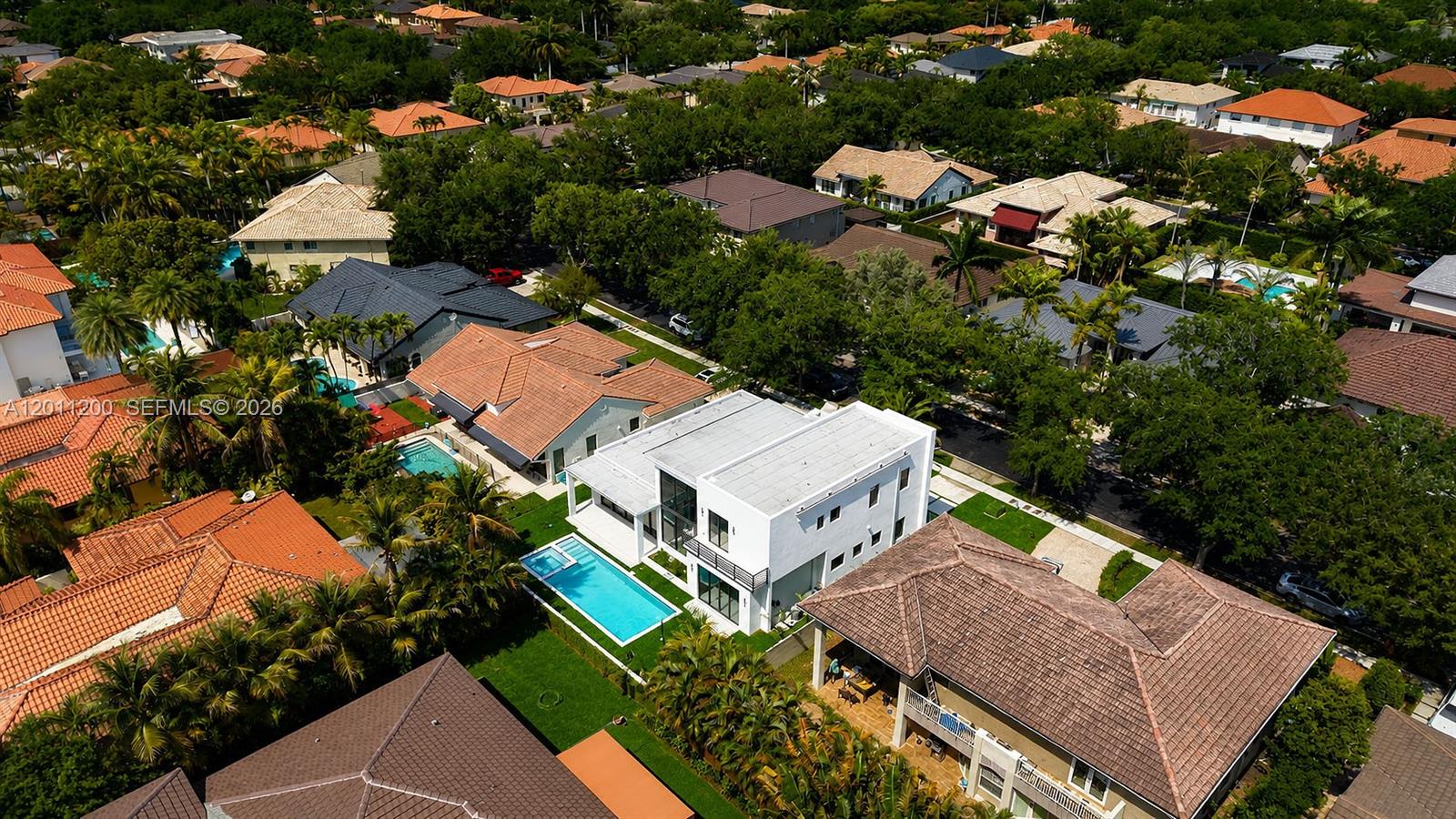 16022 NW 83rd Ct, Miami Lakes FL 33016