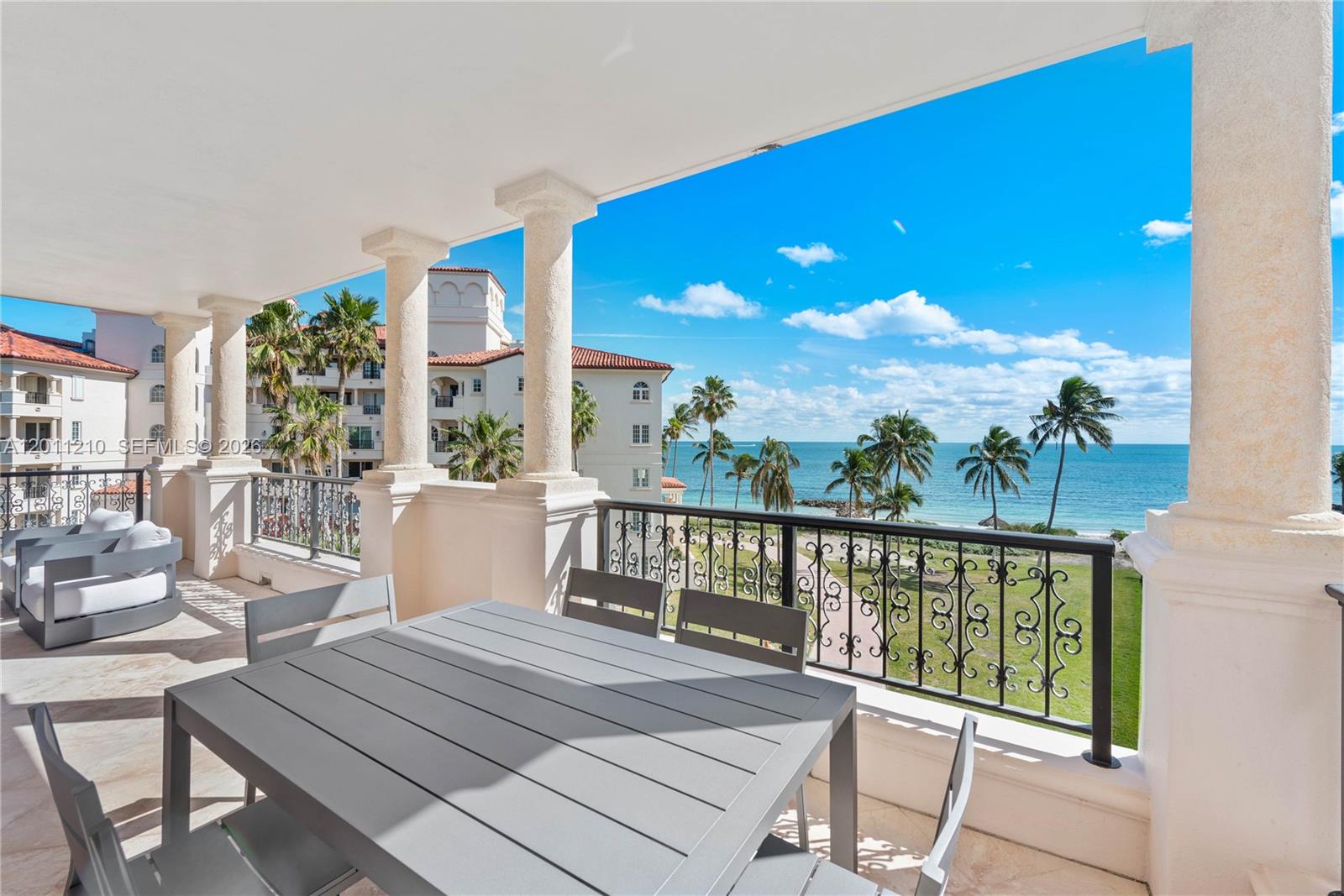19242 Fisher Island Dr #19242, Miami Beach FL 33109