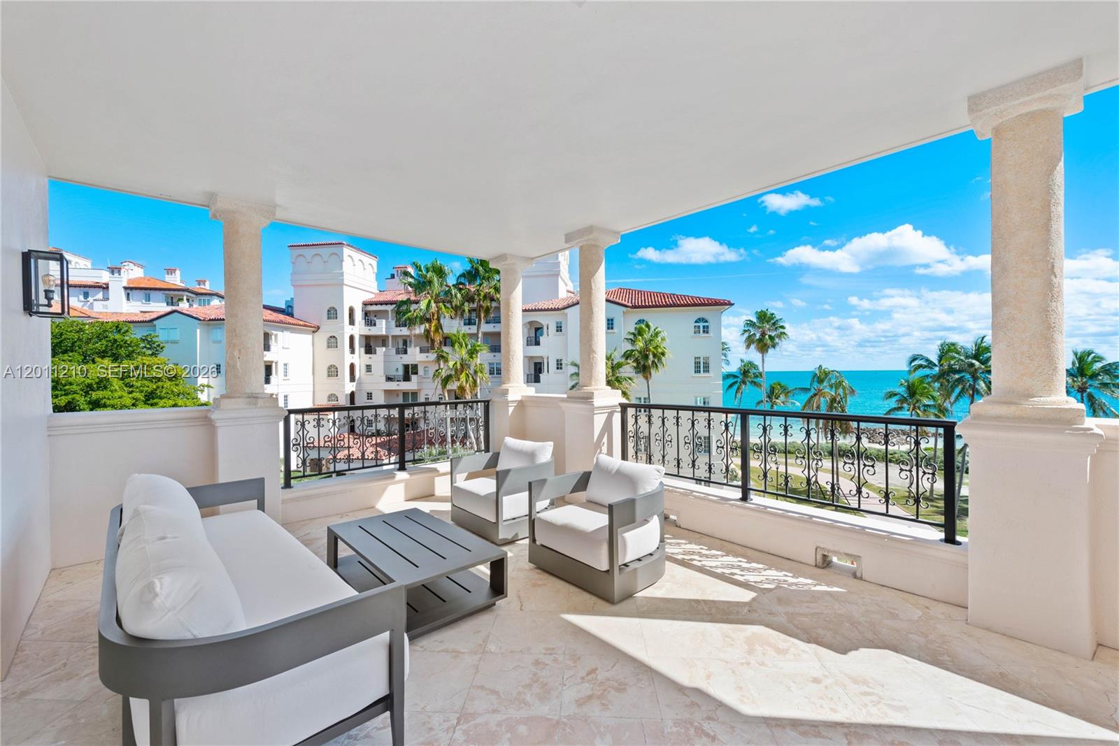 19242 Fisher Island Dr #19242, Miami Beach FL 33109
