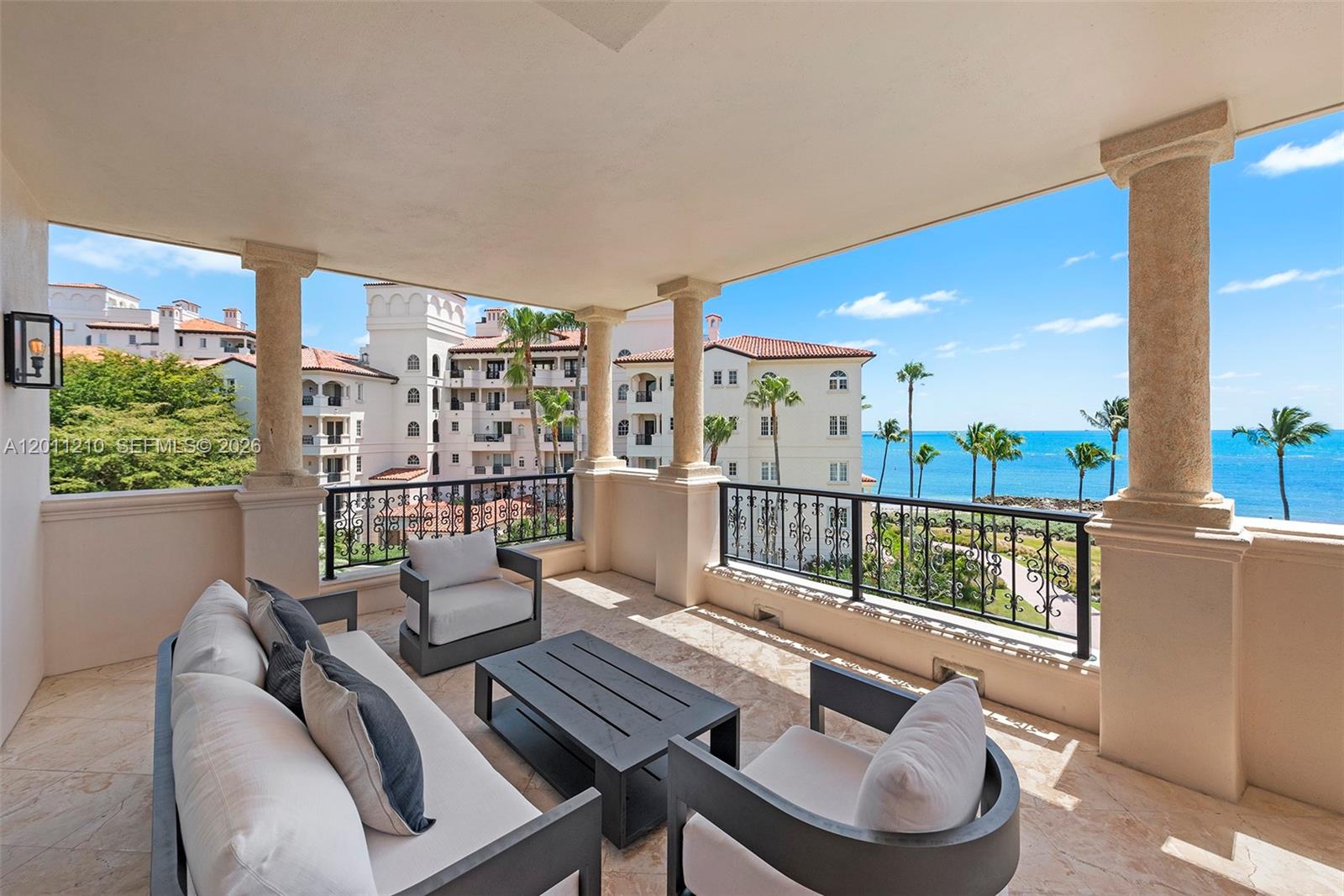 19242 Fisher Island Dr #19242, Miami Beach FL 33109