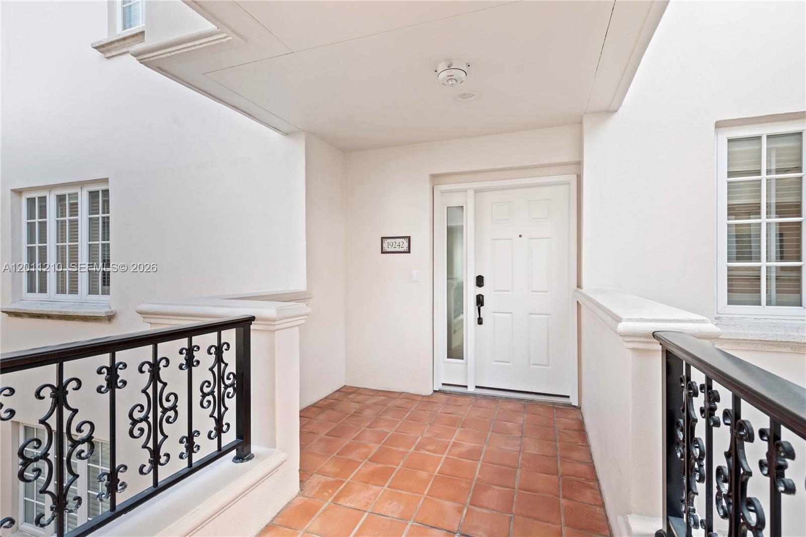 19242 Fisher Island Dr #19242, Miami Beach FL 33109