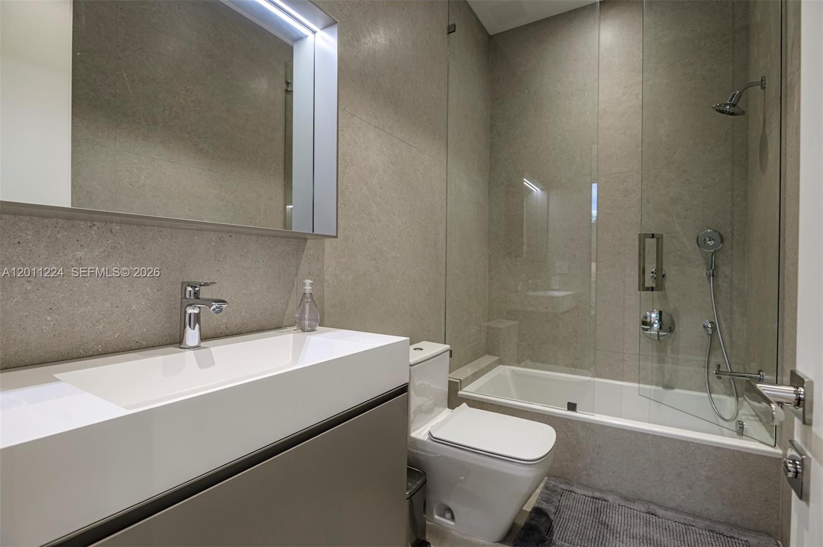 401 Royal Plaza Dr #na, Fort Lauderdale FL 33301