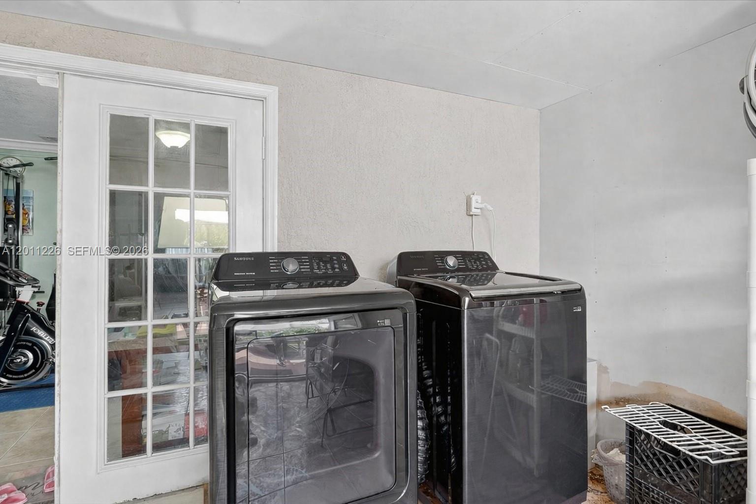 4271 NW 192nd St, Miami Gardens FL 33055