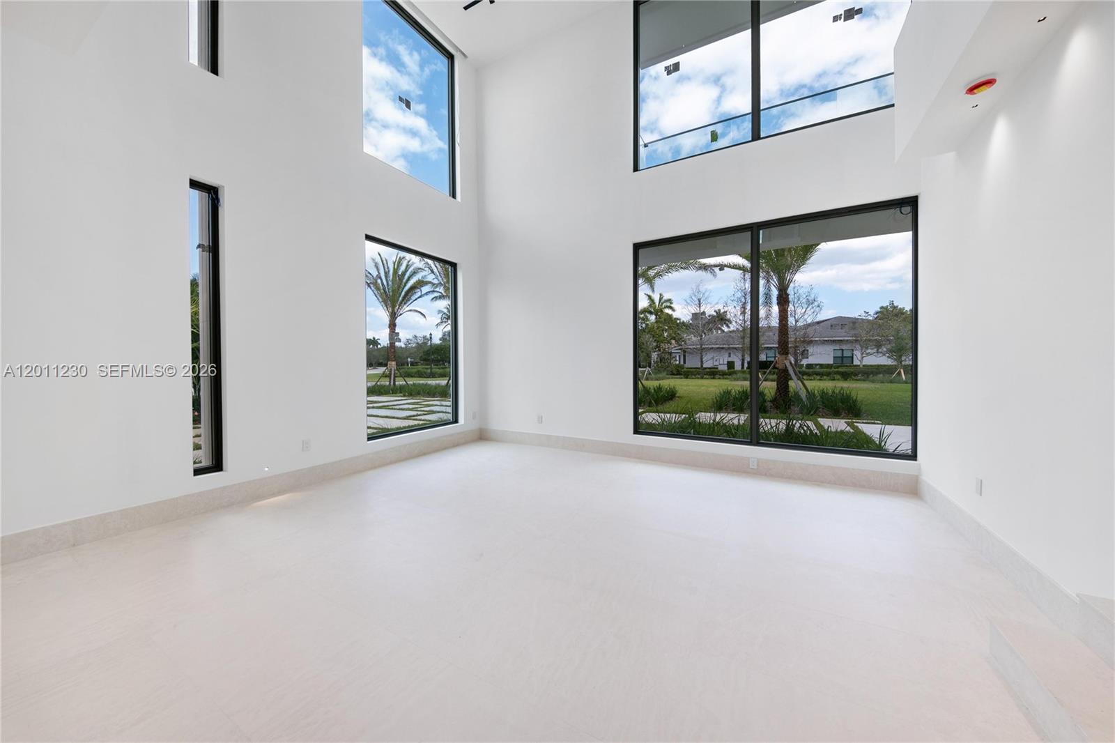 3280 Lake Ridge Lane, Weston FL 33332