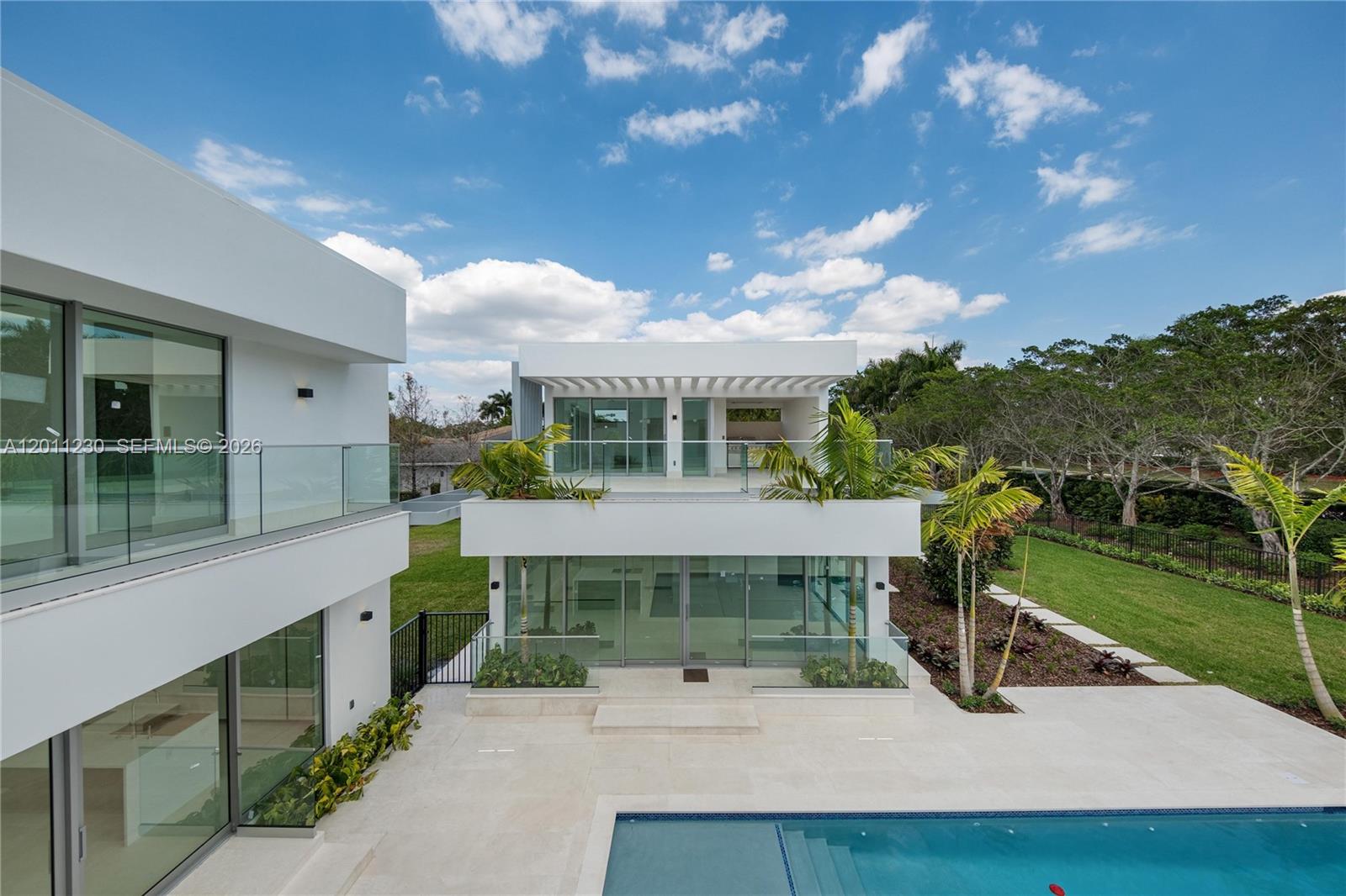 3280 Lake Ridge Lane, Weston FL 33332