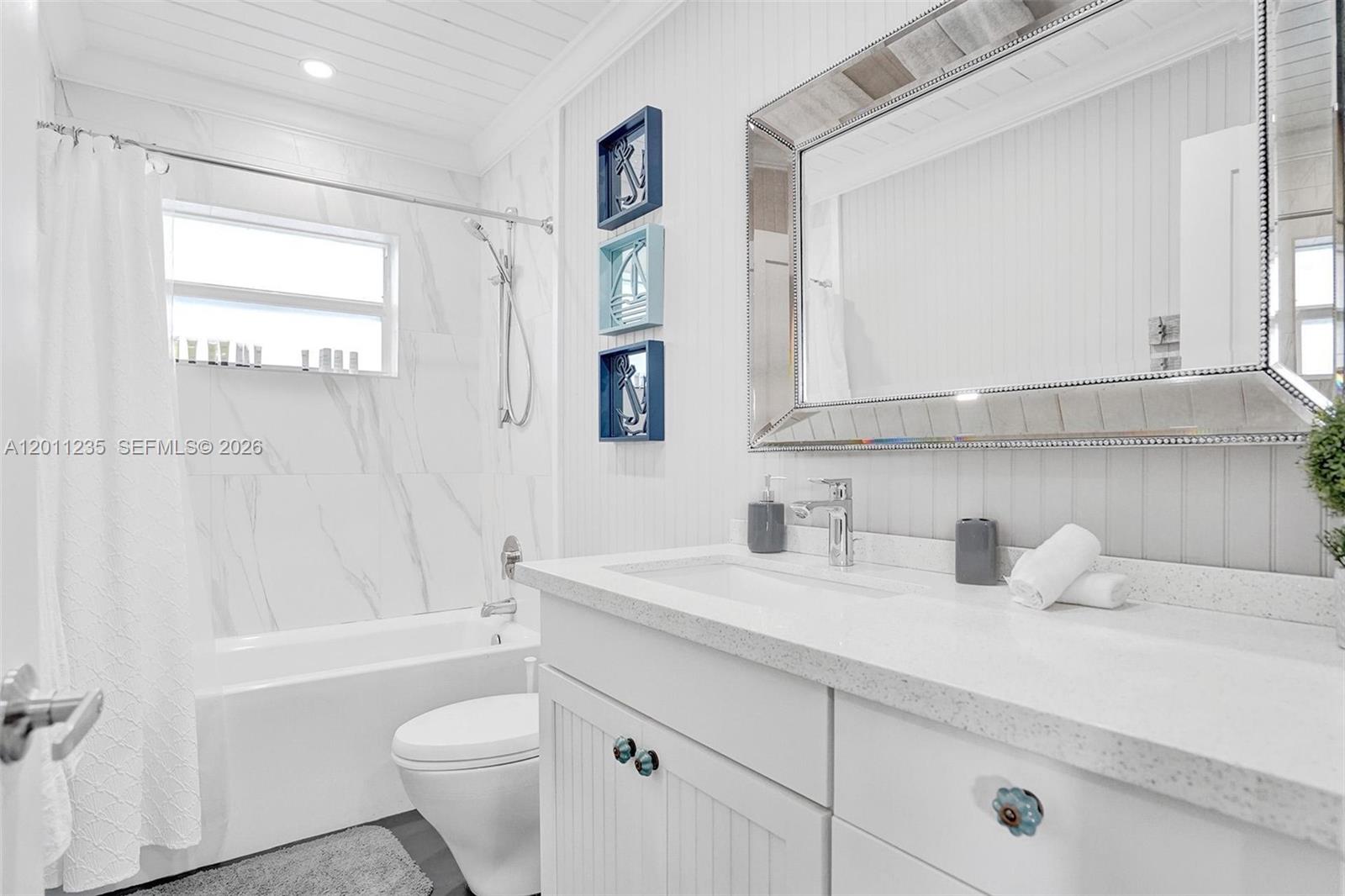 1247 SE 7th Ct, Deerfield Beach FL 33441