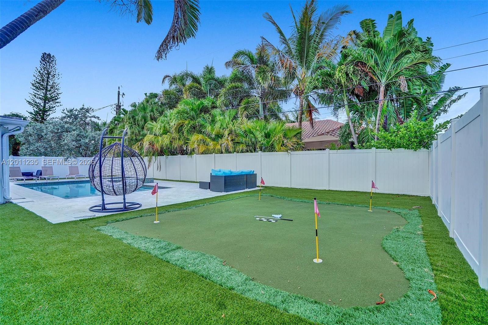 1247 SE 7th Ct, Deerfield Beach FL 33441