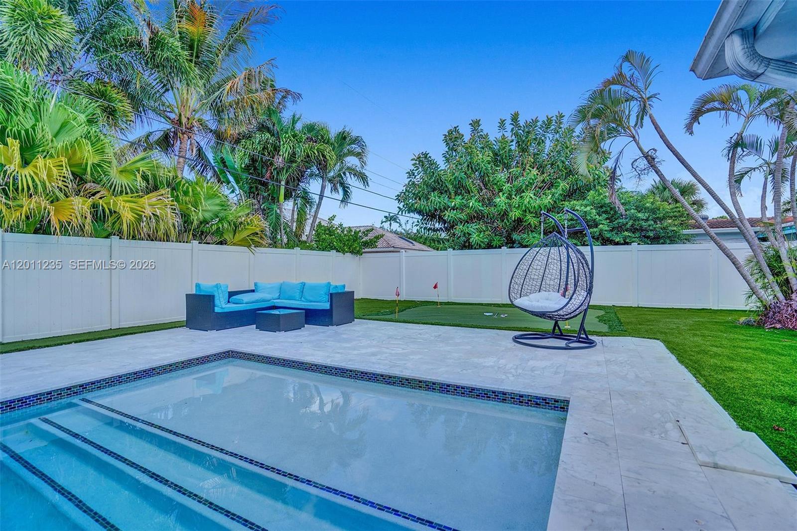 1247 SE 7th Ct, Deerfield Beach FL 33441