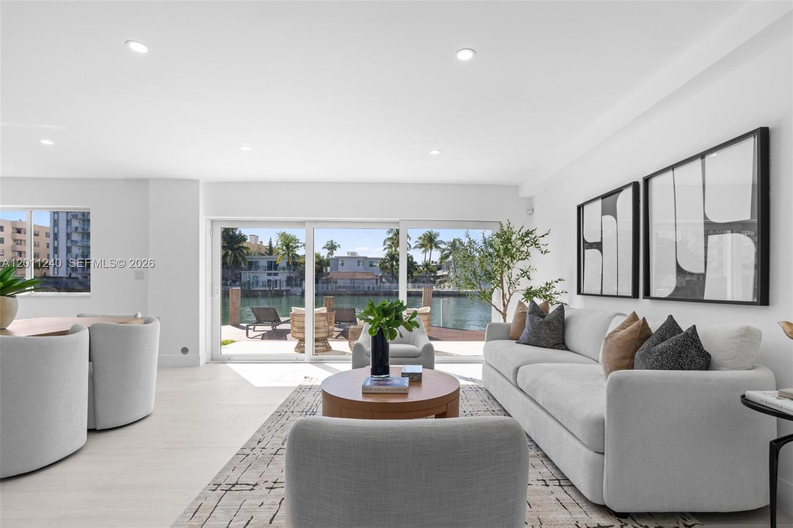 7286 Gary Ave, Miami Beach FL 33141