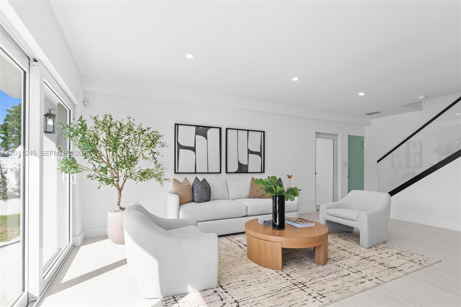 7286 Gary Ave, Miami Beach FL 33141