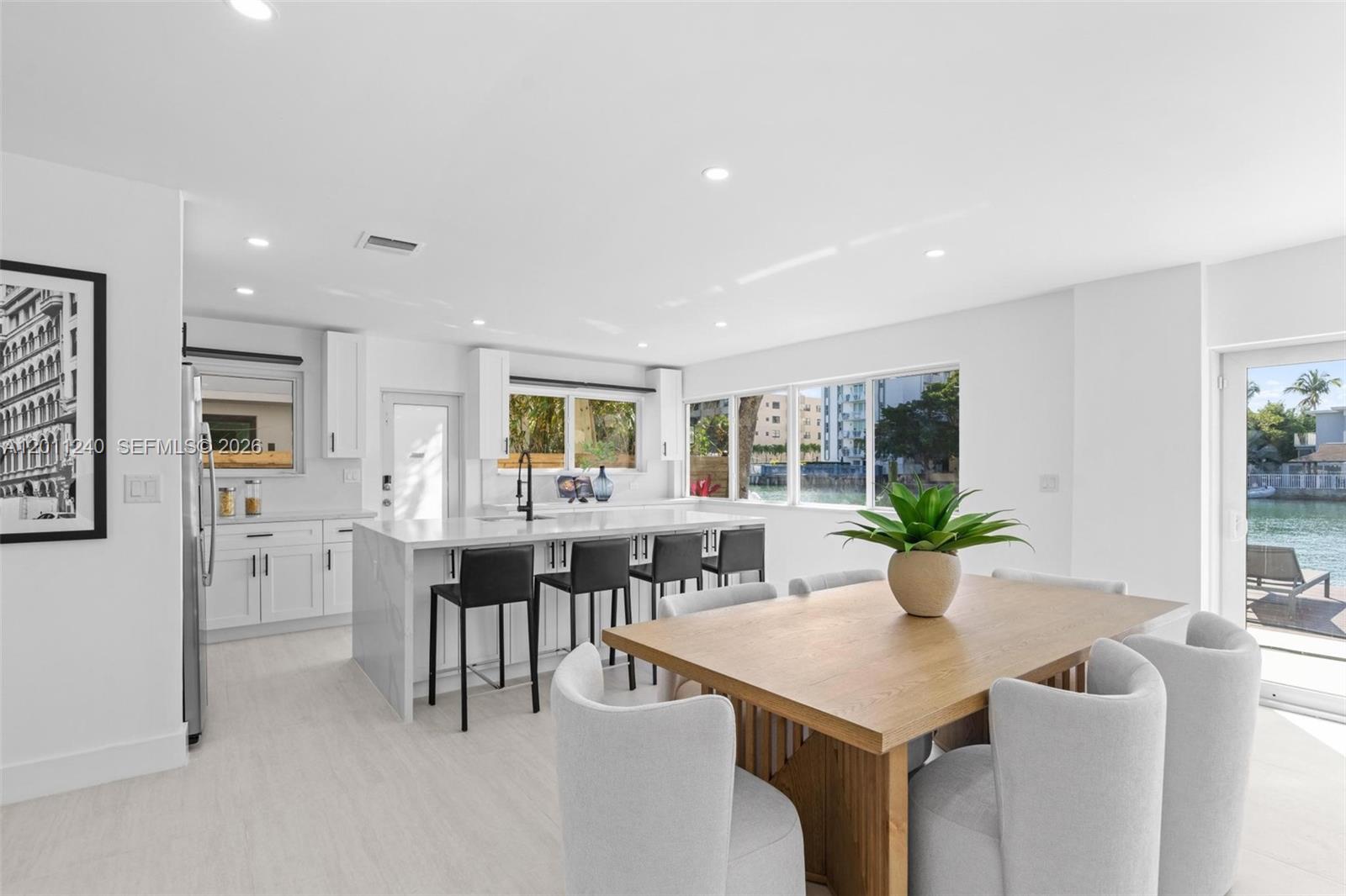 7286 Gary Ave, Miami Beach FL 33141