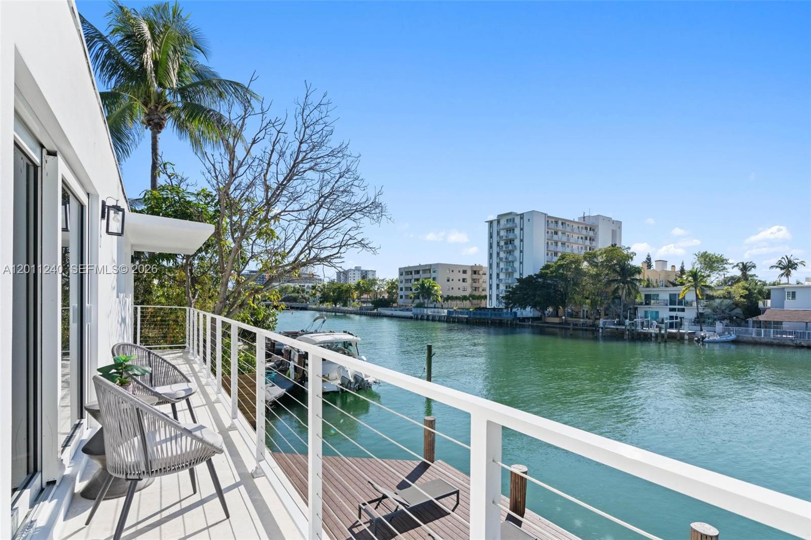 7286 Gary Ave, Miami Beach FL 33141